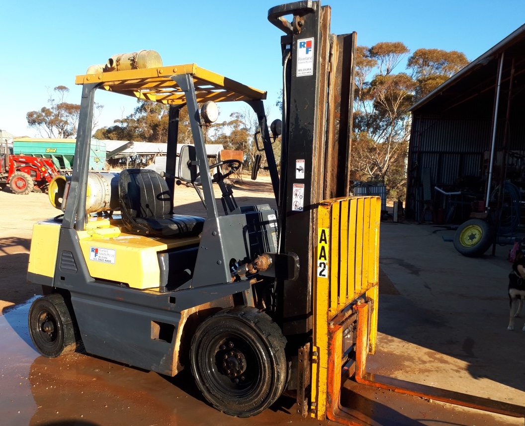TCM 2.5t Forklift Machinery & Equipment Forklifts For Sale